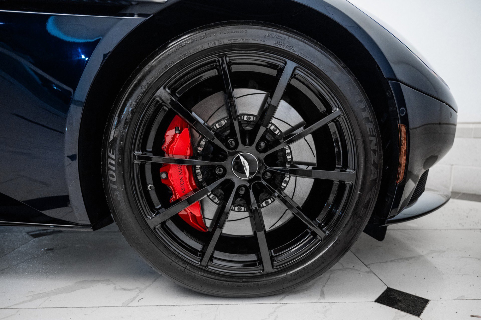 Used 2023 Aston Martin DB11 V8 image 48