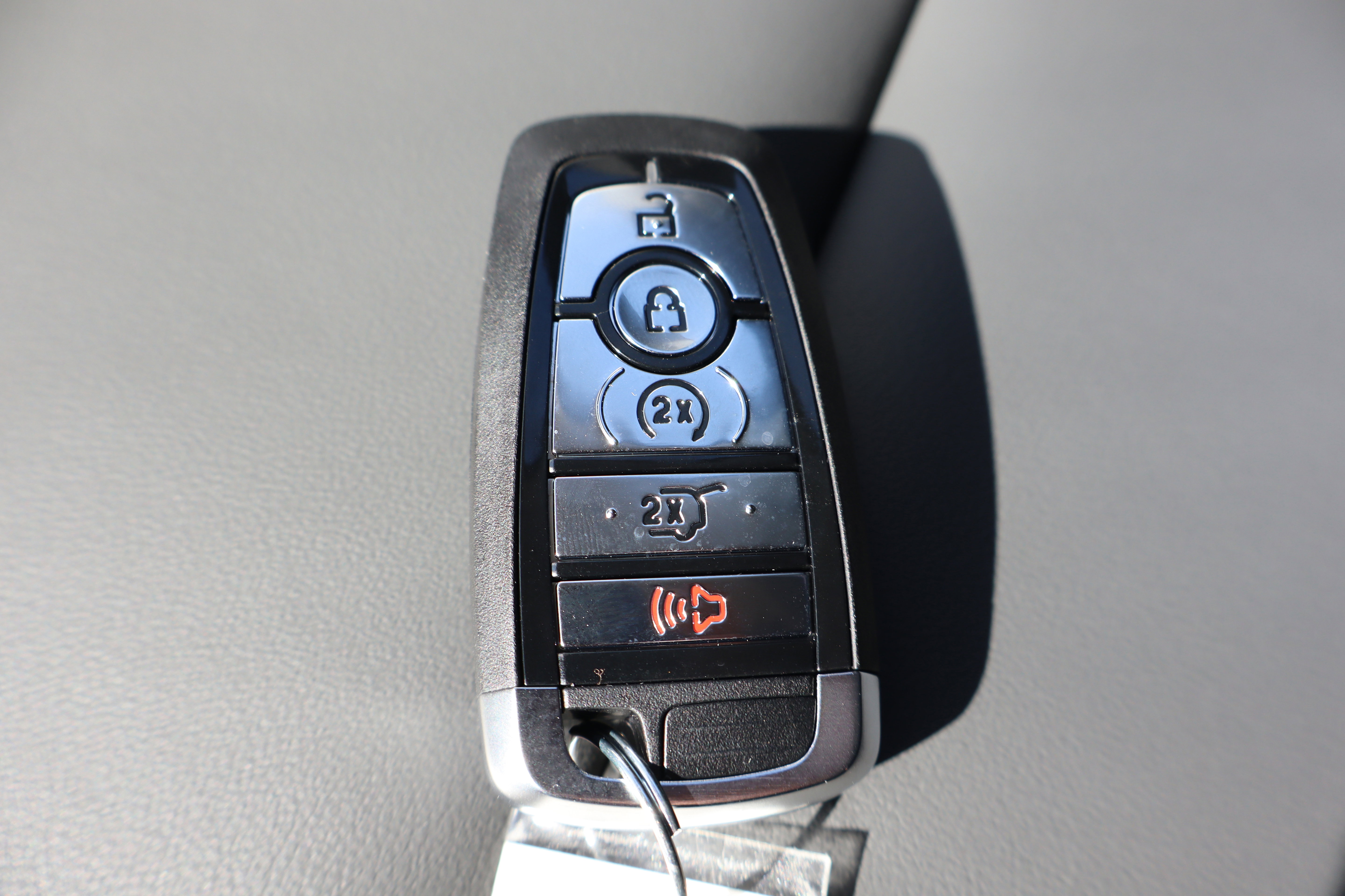 New 2026 Ford Explorer Active w/ Active Comfort Package image 33