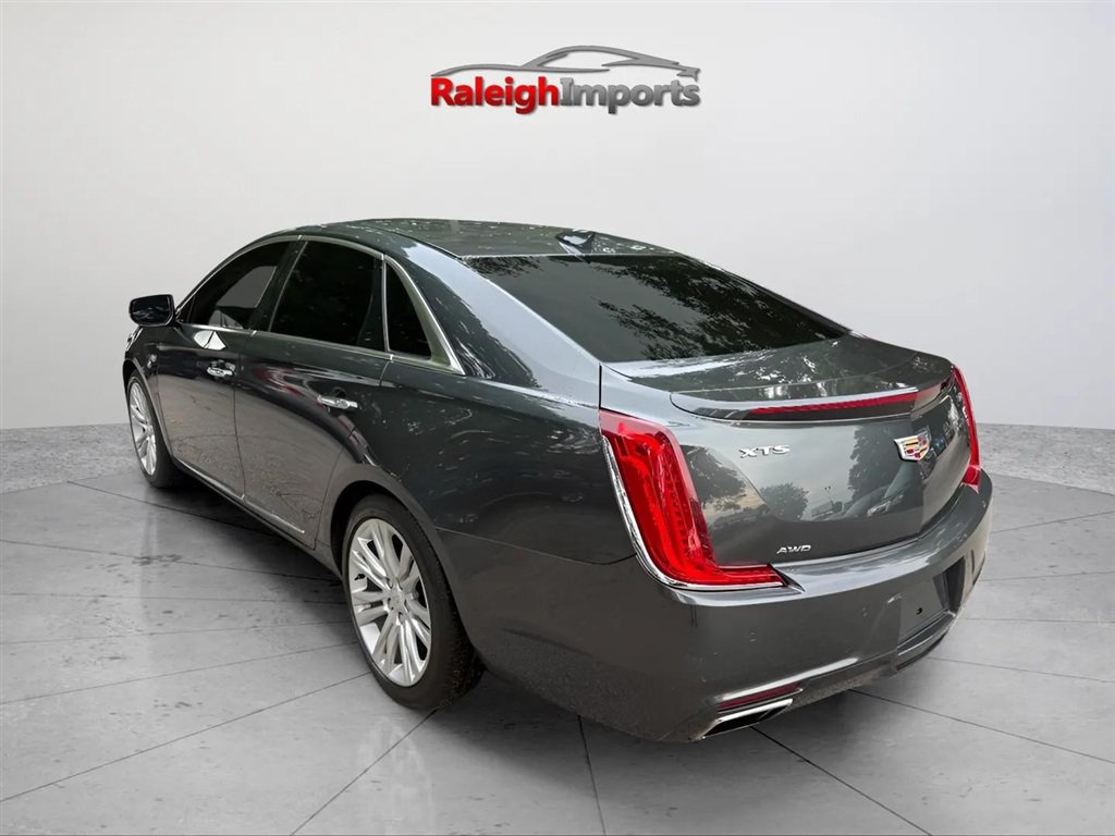 Used 2018 Cadillac XTS Luxury AWD/4WD image 3
