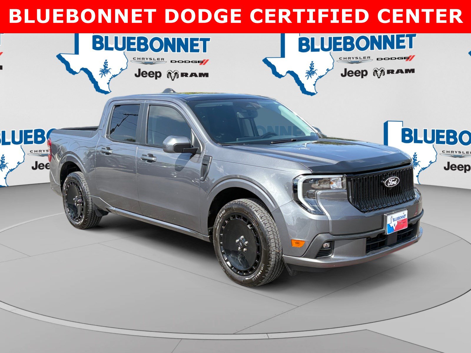 Used 2025 Ford Maverick Lobo AWD/4WD image 3