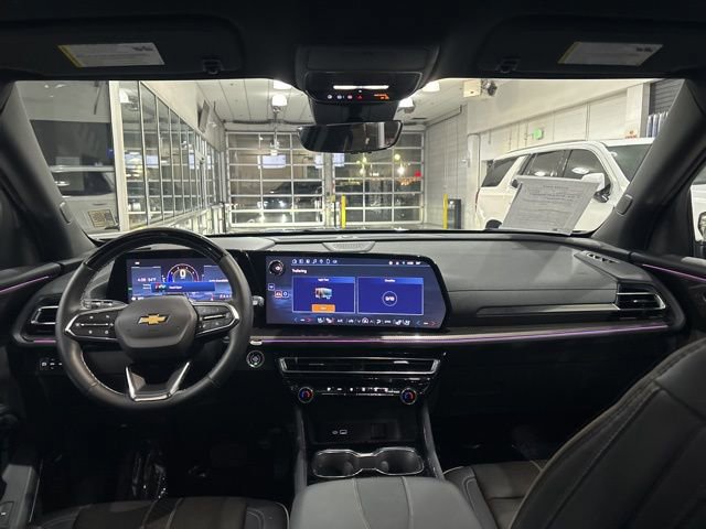Used 2025 Chevrolet Traverse High Country w/ LPO, Floor Liner Package AWD/4WD image 28