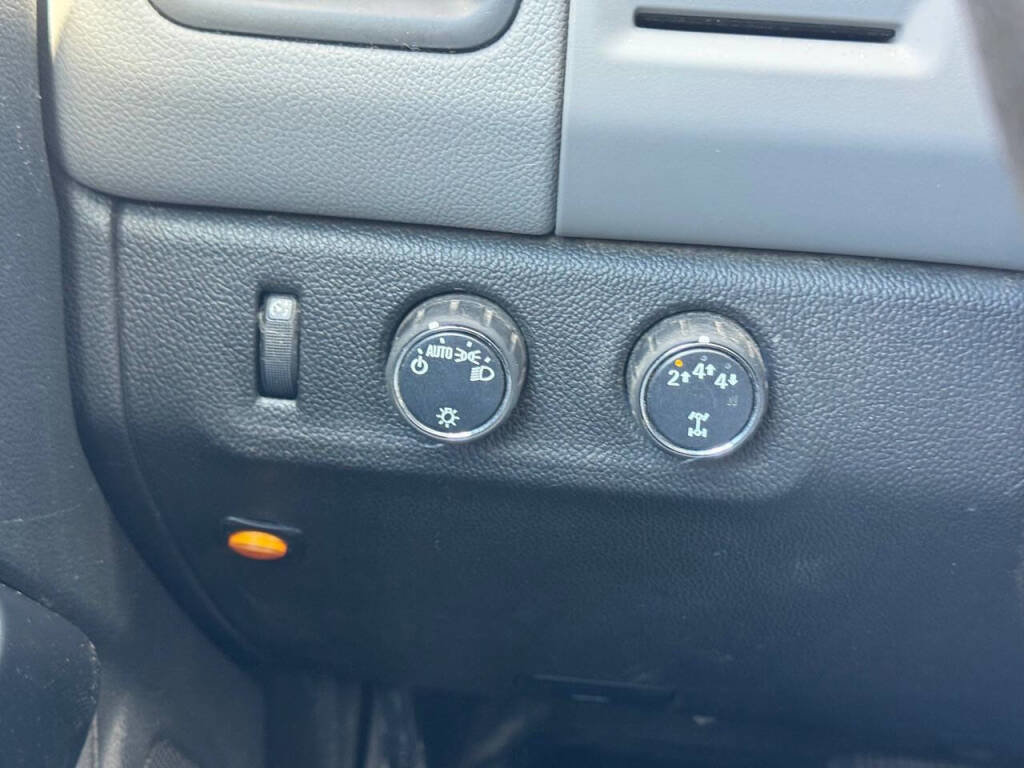 Used 2019 Chevrolet Colorado W/T image 14