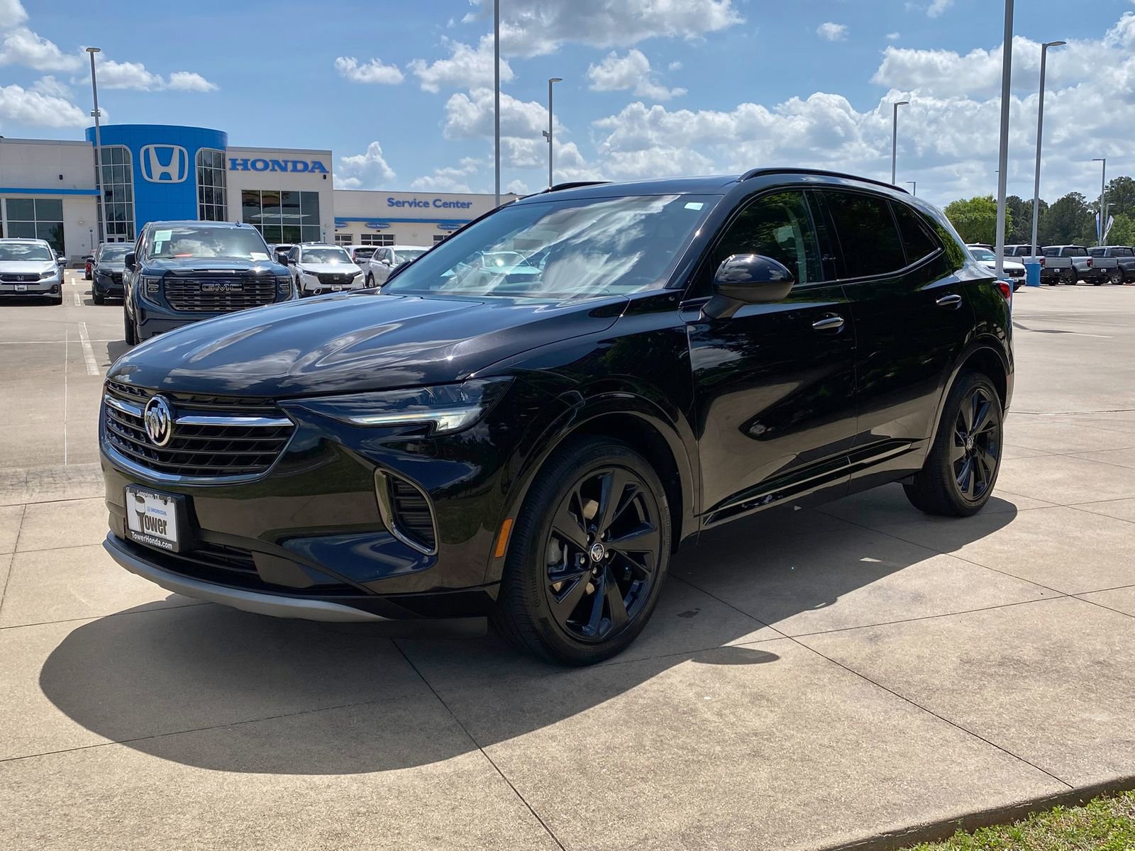 Used 2023 Buick Envision Essence w/ Sport Touring Package image 3