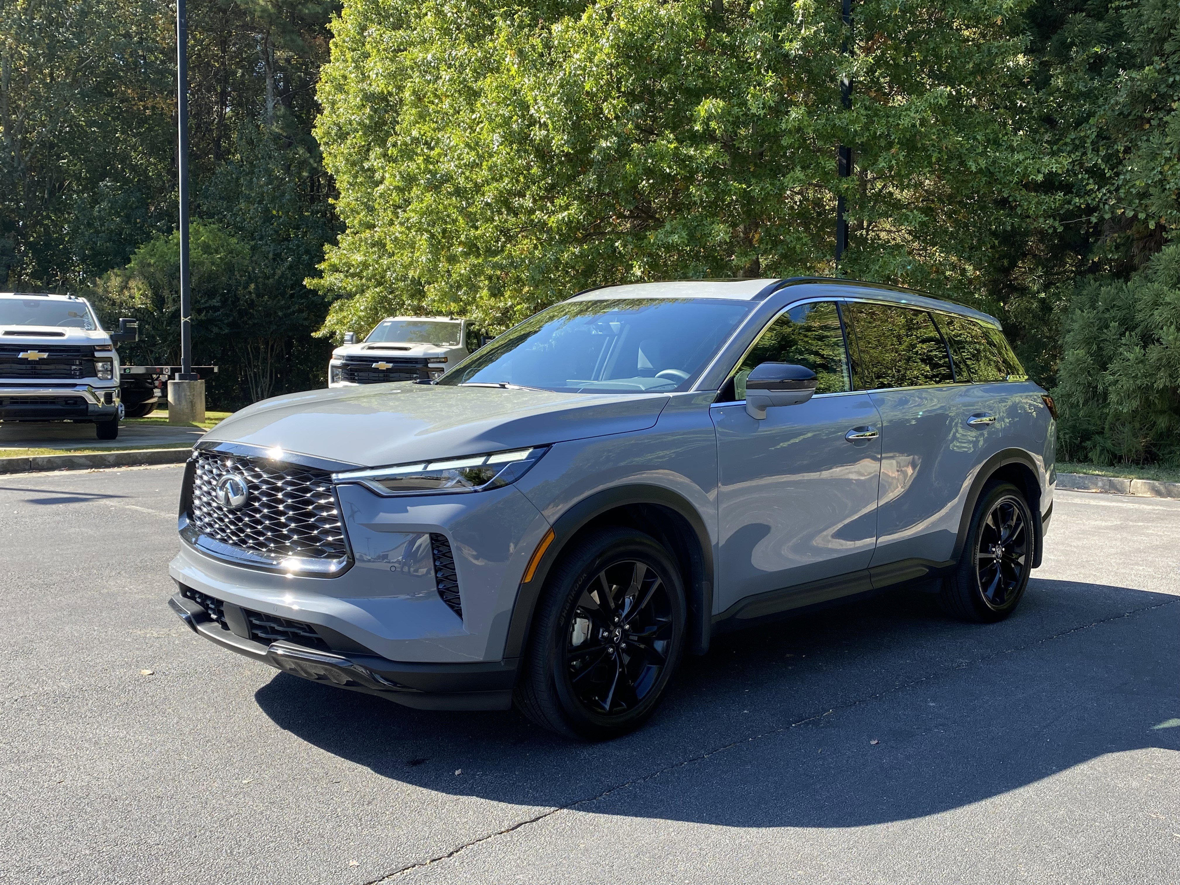 Used 2025 INFINITI QX60 Luxe w/ Black Edition image 5