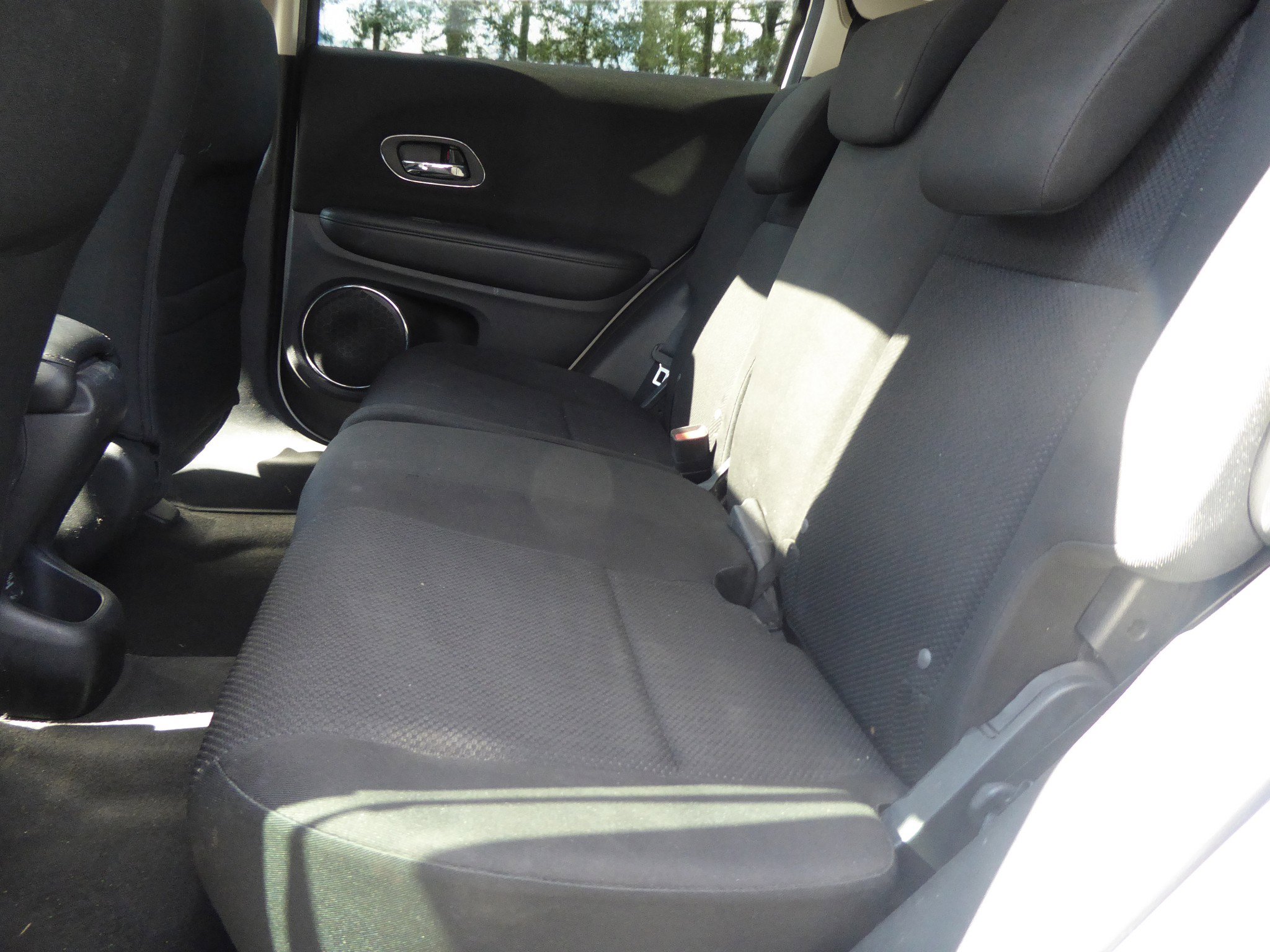 Used 2016 Honda HR-V EX image 17