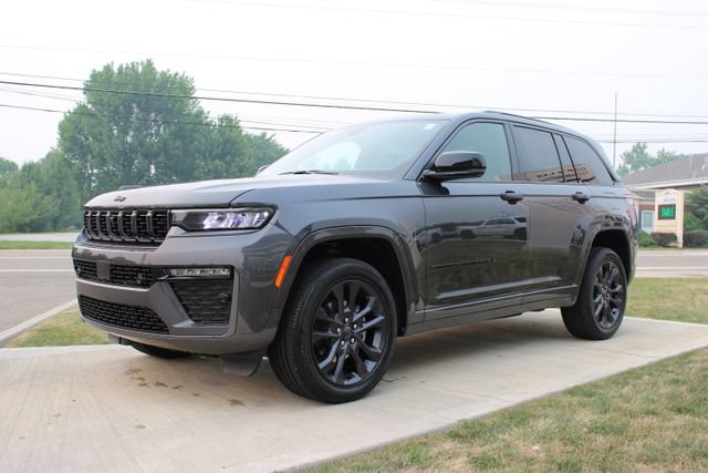 New 2026 Jeep Grand Cherokee Limited AWD/4WD image 10