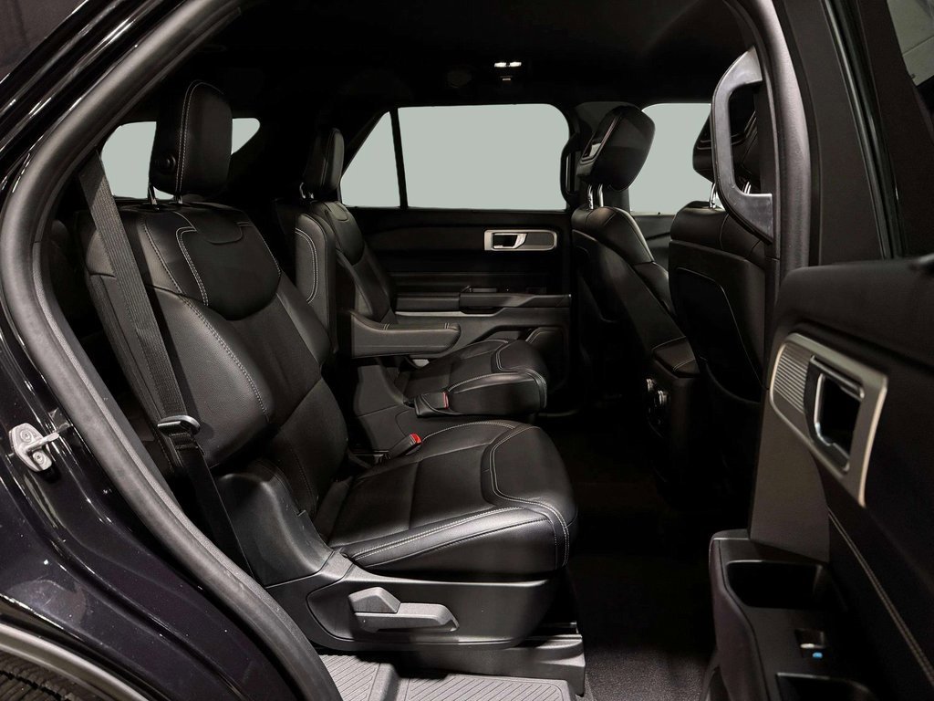 Used 2020 Ford Explorer ST image 27