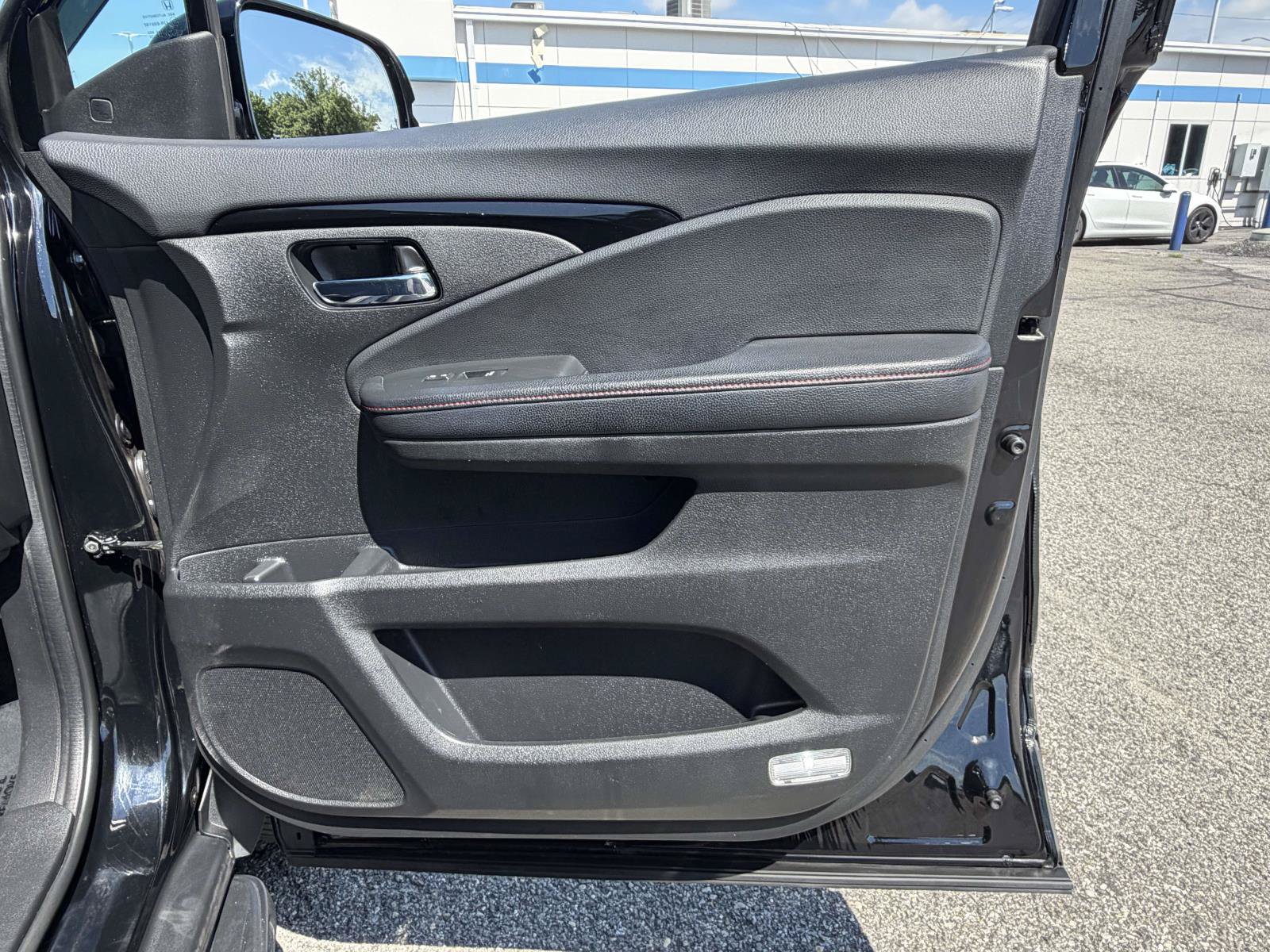 Used 2022 Honda Ridgeline Black Edition image 31