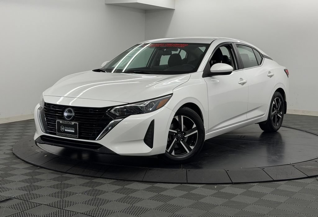 Used 2024 Nissan Sentra SV FWD image 3