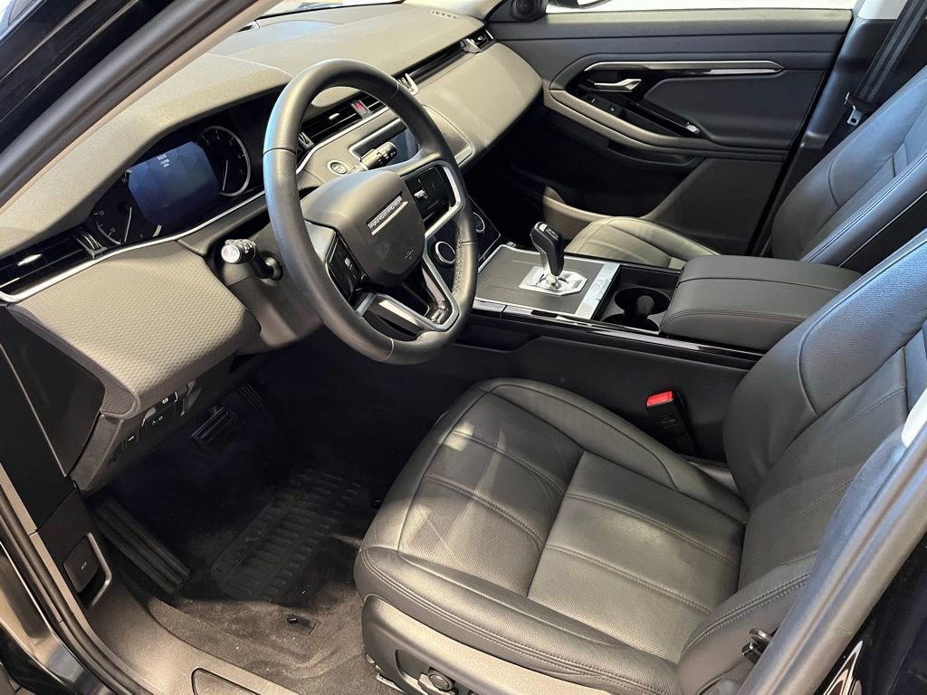 Used 2023 Land Rover Range Rover Evoque S image 16