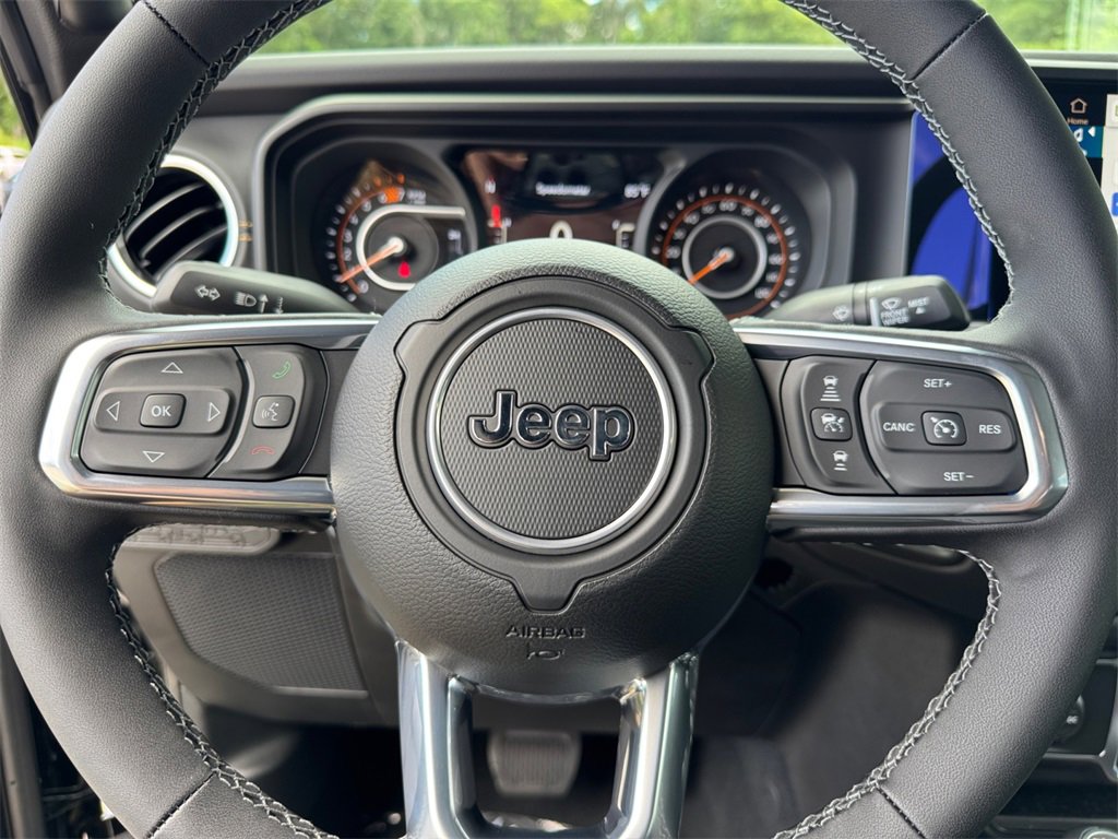 New 2025 Jeep Wrangler Sahara image 21