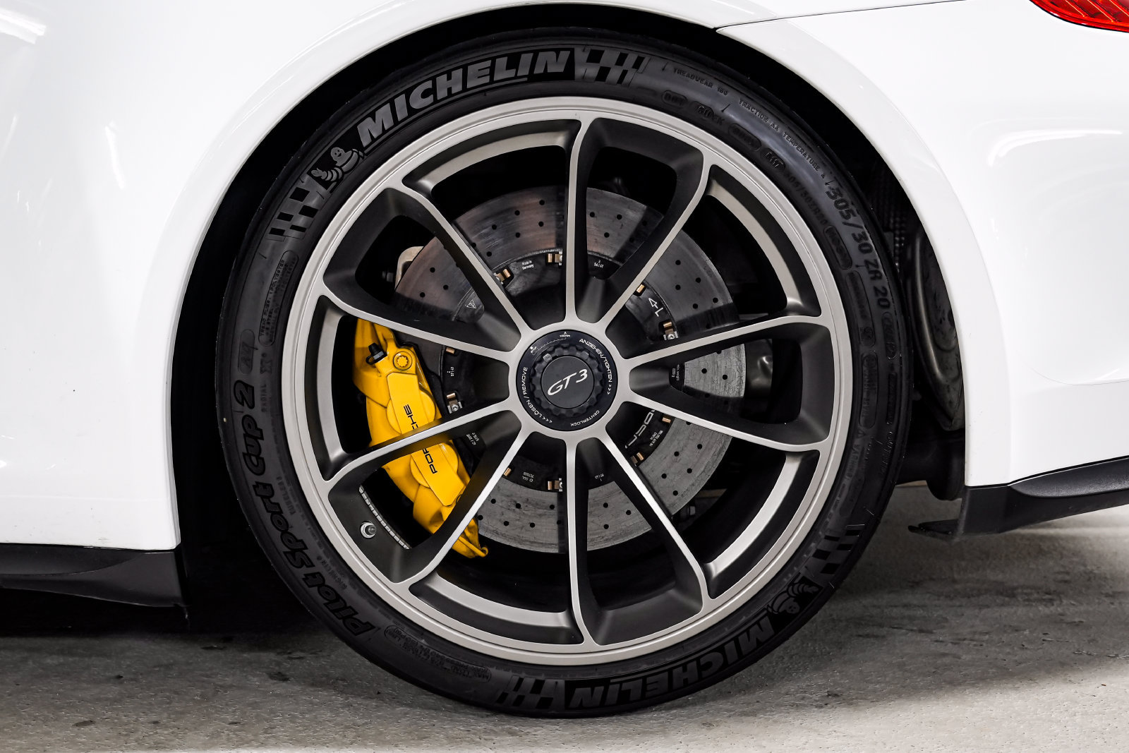 Used 2016 Porsche 911 GT3 RWD image 43