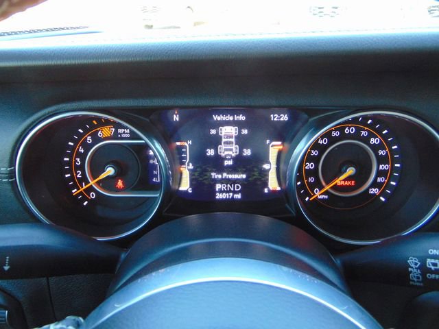Used 2019 Jeep Wrangler Unlimited Sahara AWD/4WD image 16