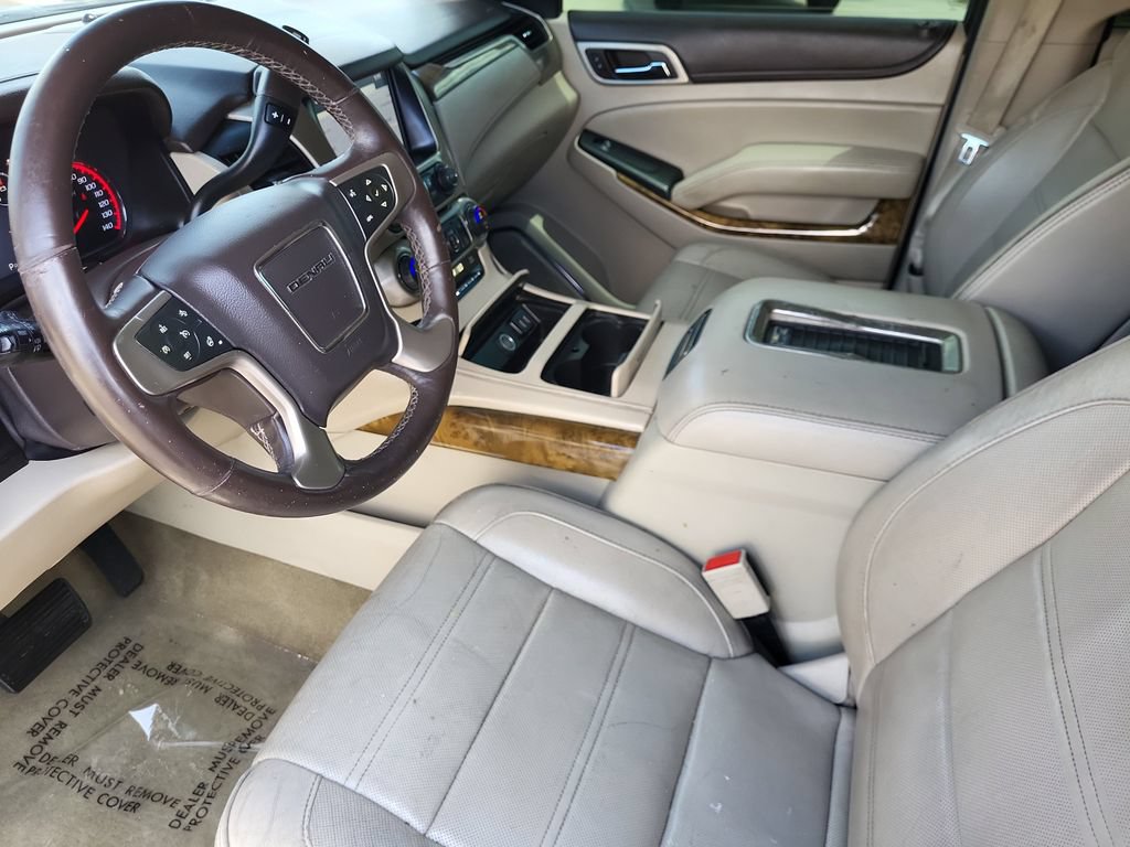 Used 2016 GMC Yukon Denali w/ Open Road Package AWD/4WD image 11