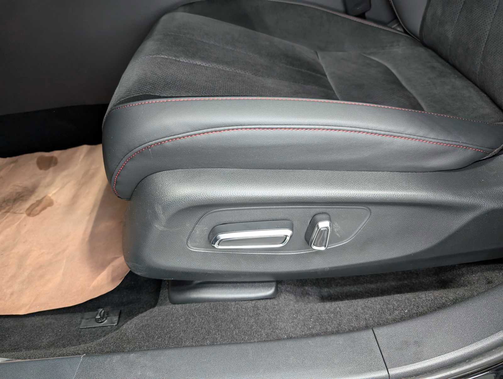 Certified 2025 Acura ADX A-Spec image 38