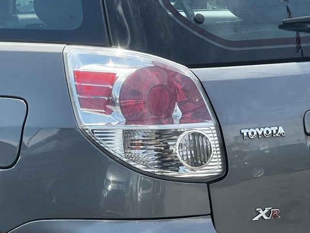 Used 2007 Toyota Matrix XR w/ Extra Value Pkg 2 FWD image 11