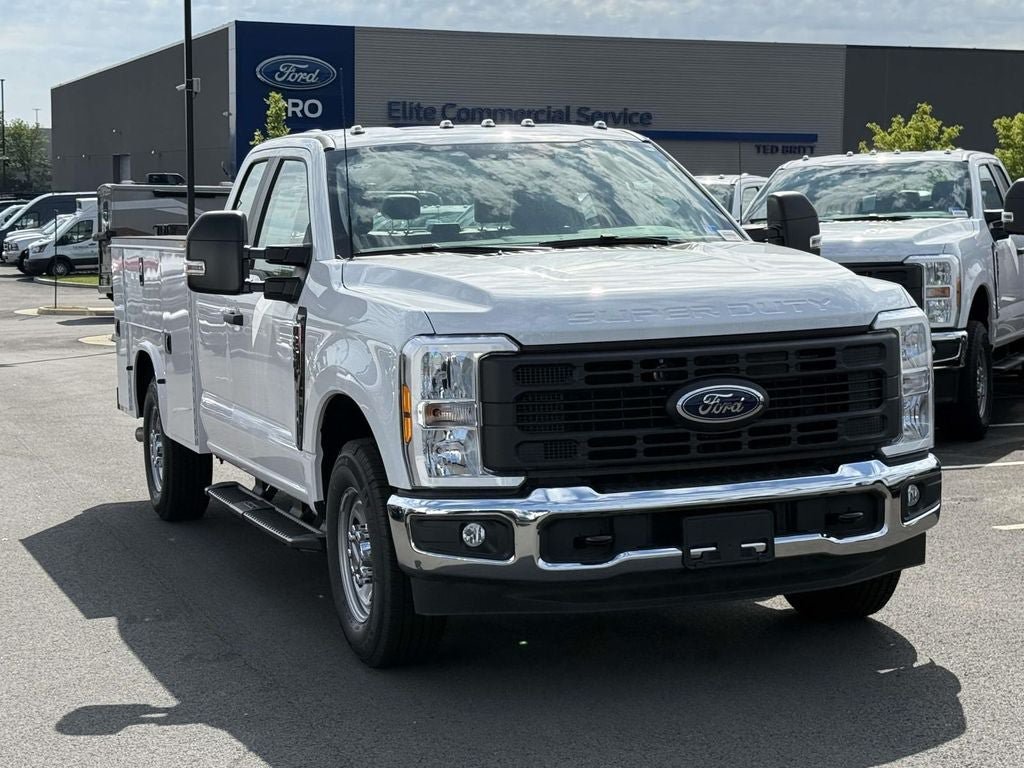 New 2026 Ford F250 XL w/ XL Chrome Package RWD image 1