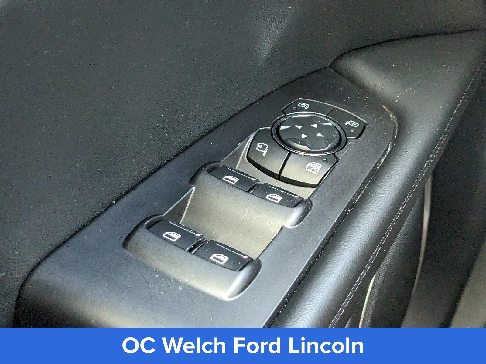 Certified 2023 Lincoln Nautilus Reserve w/ Monochromatic Package image 28