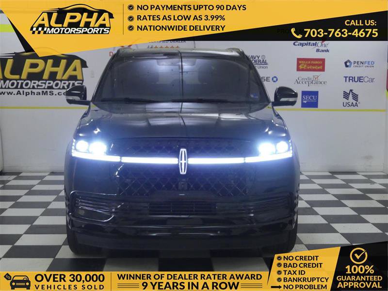 Used 2025 Lincoln Navigator Reserve w/ Jet Appearance Package AWD/4WD image 1