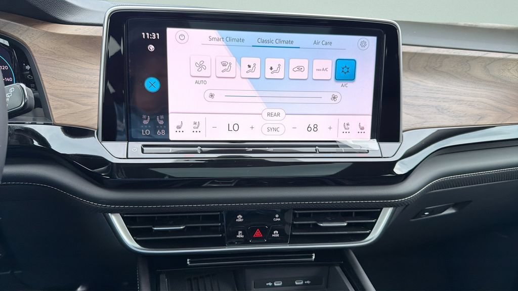 New 2026 Volkswagen Atlas SE FWD image 19