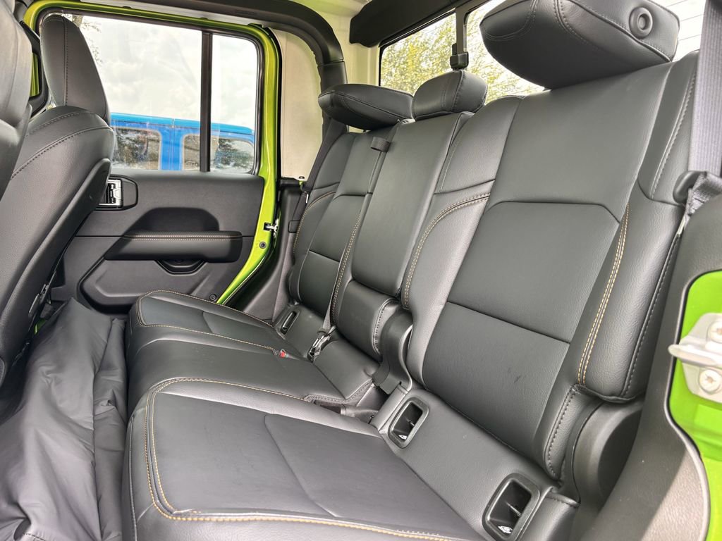 New 2025 Jeep Gladiator Sport image 20