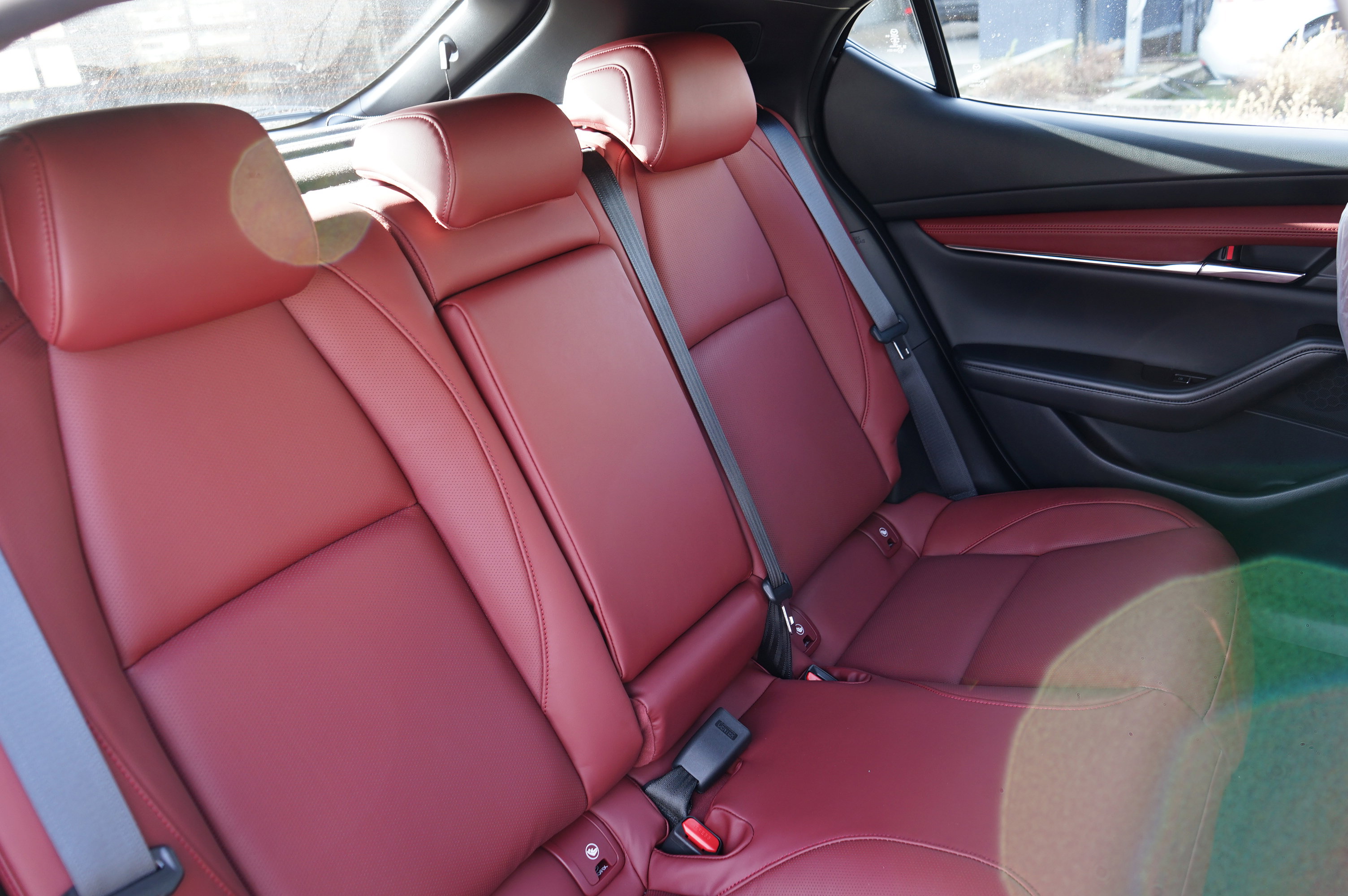 New 2026 MAZDA MAZDA3 2.5 S Hatchback w/ Premium Pkg FWD image 27