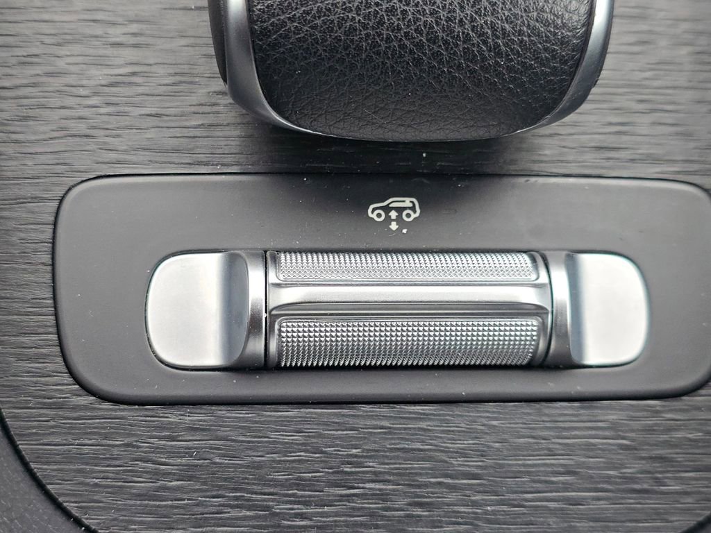 Certified 2023 Mercedes-Benz GLS 450 4MATIC image 35