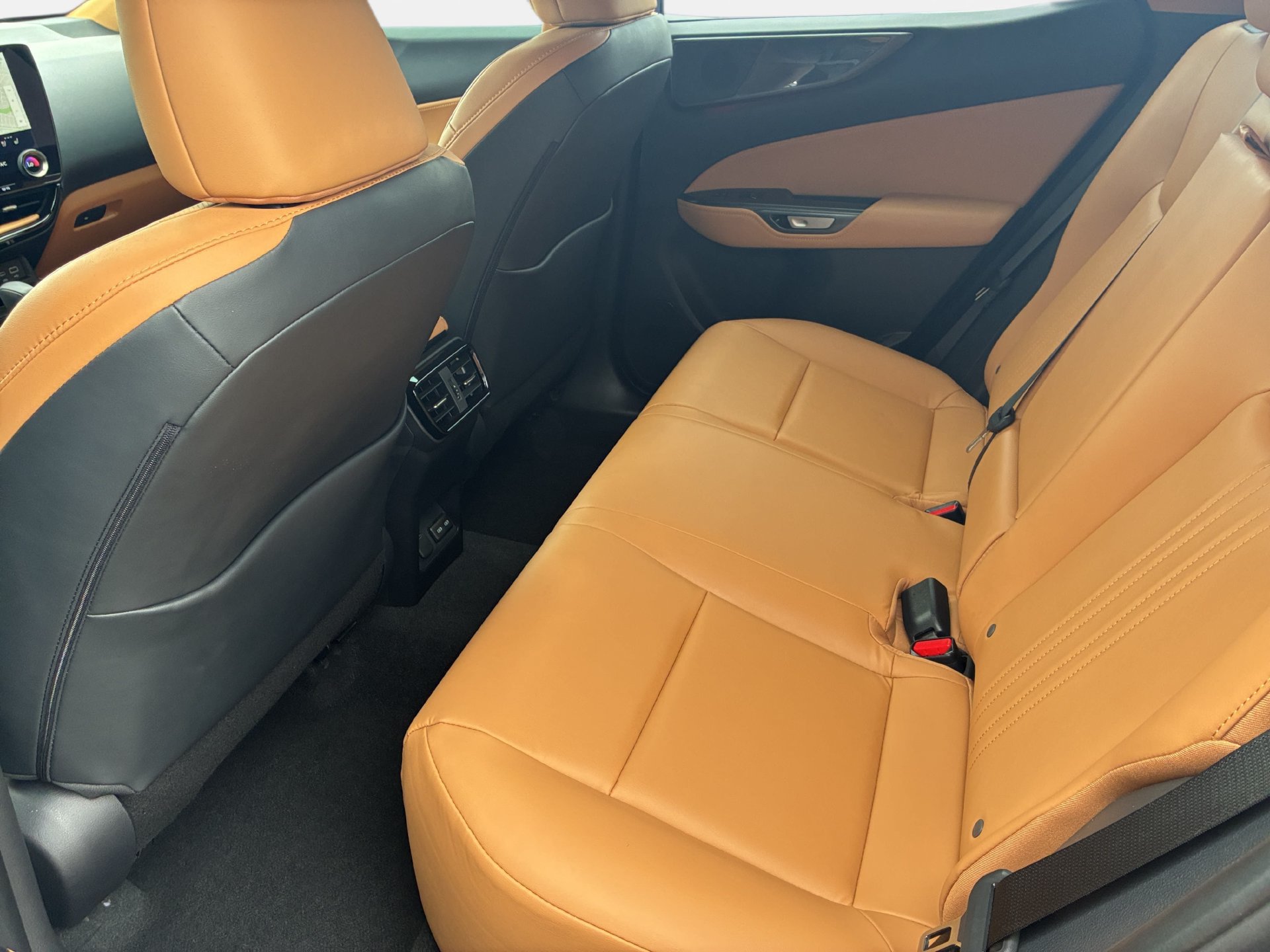 Used 2025 Lexus NX 350 AWD w/ Premium Package image 14