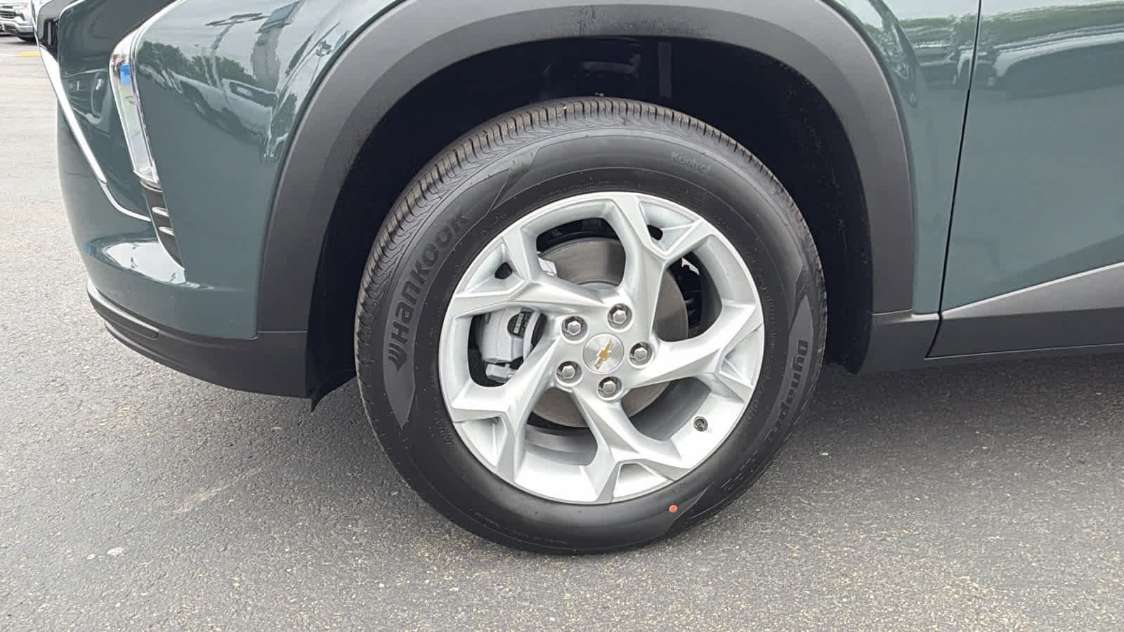 Certified 2026 Chevrolet Trax LS w/ LS Convenience Package FWD image 9
