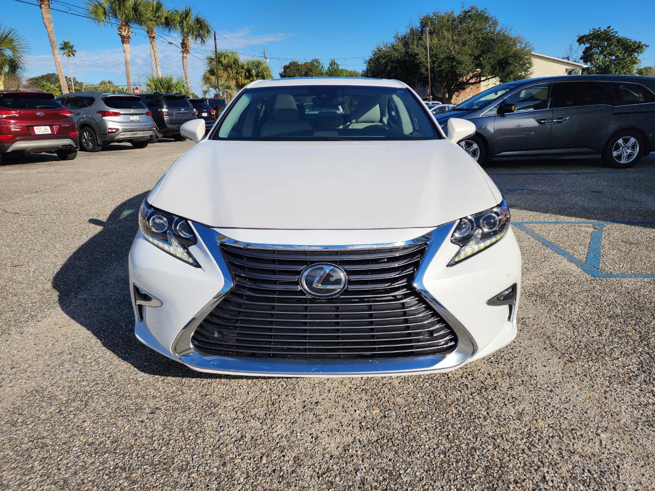 Used 2016 Lexus ES 350 w/ Luxury Package w/Wood Trim image 7