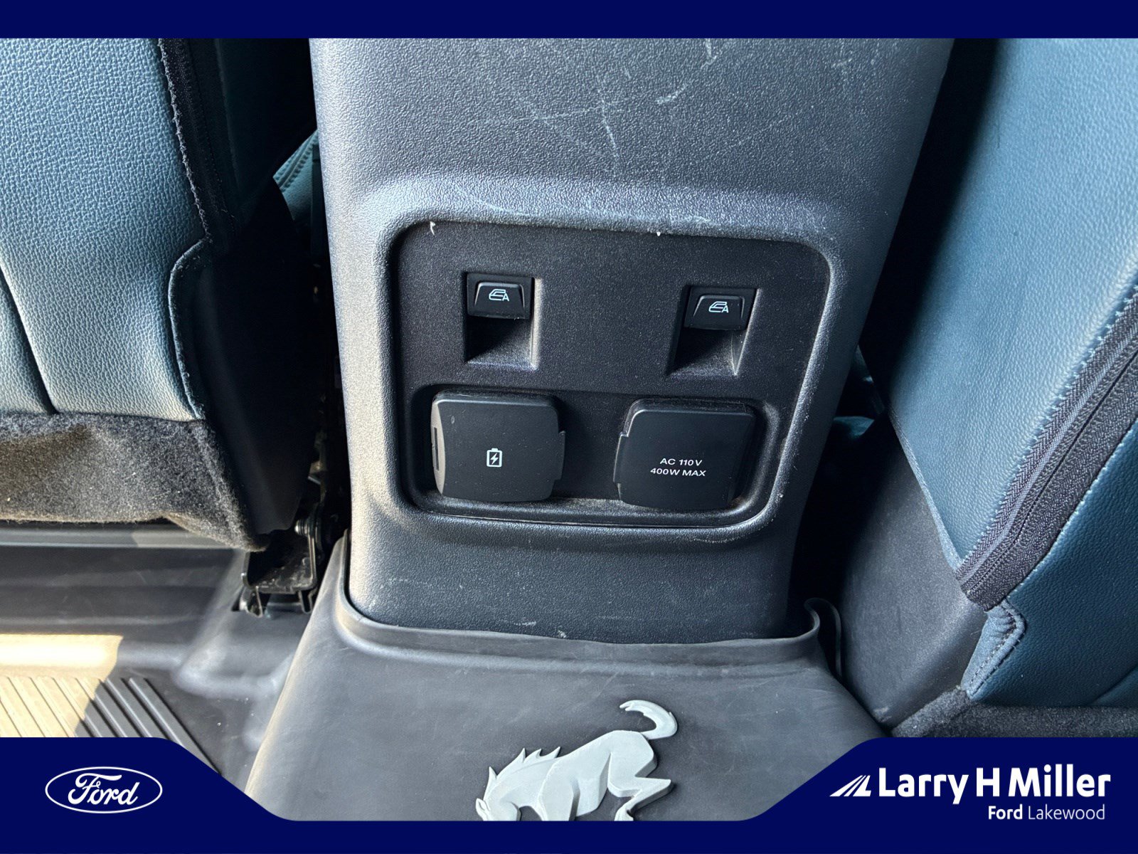 Used 2023 Ford Bronco Outer Banks w/ Sasquatch Package AWD/4WD image 31