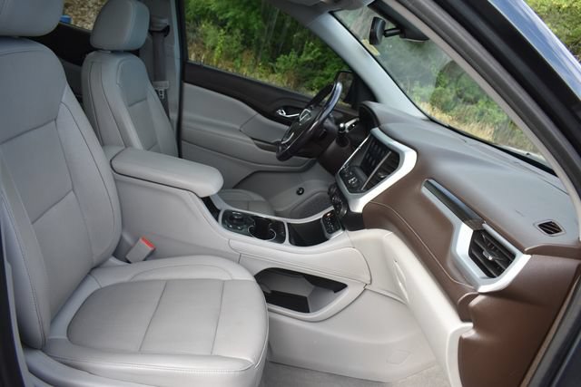 Certified 2020 GMC Acadia SLT AWD/4WD image 13