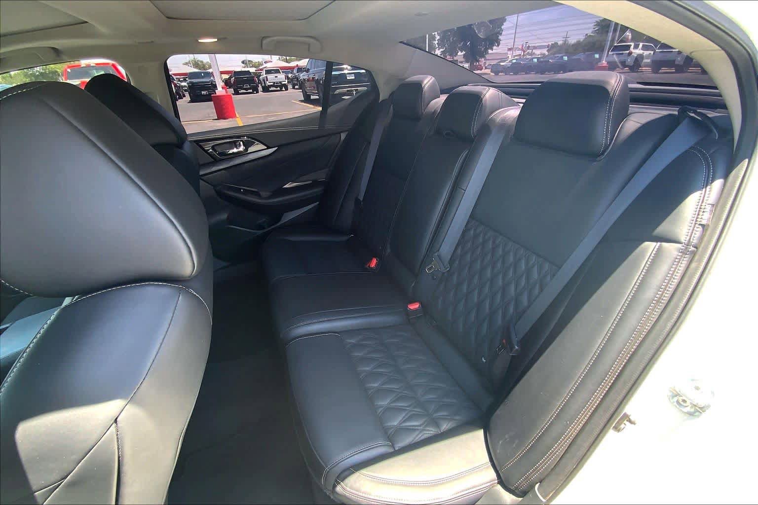 Used 2023 Nissan Maxima Platinum w/ Sport Mat Group FWD image 21