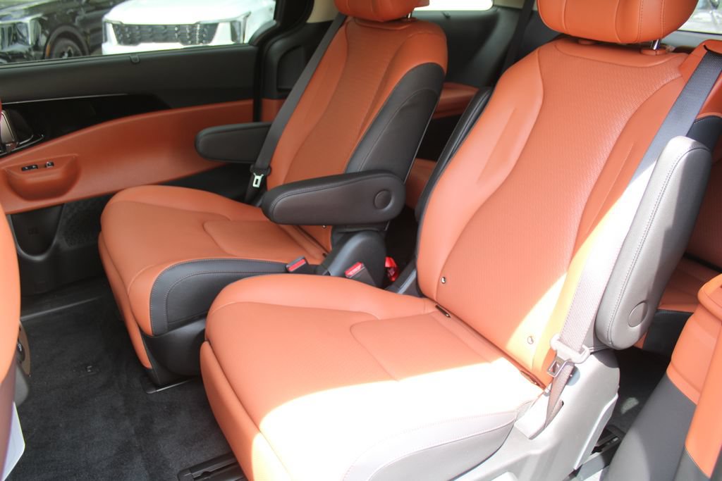 New 2026 Kia Carnival SX Prestige FWD image 7