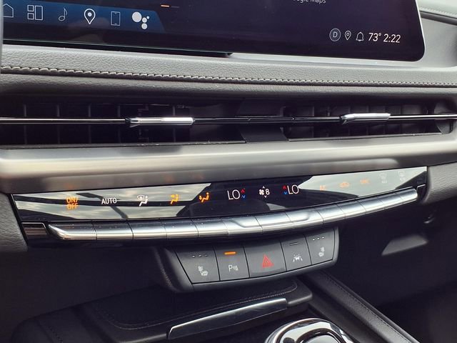 Used 2024 Cadillac XT4 Luxury w/ Cold Weather Package image 13