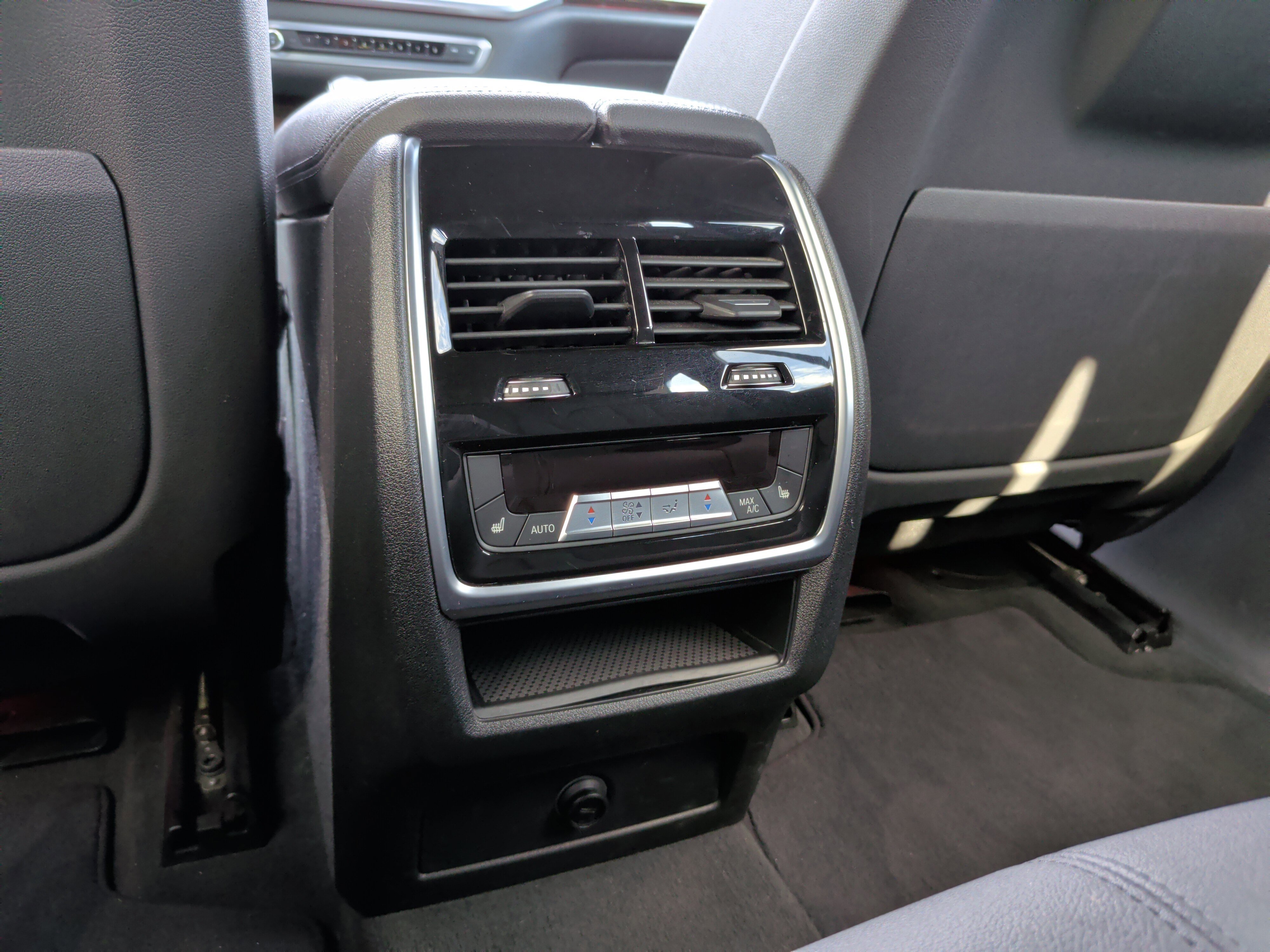 Used 2019 BMW X5 xDrive40i w/ Convenience Package AWD/4WD image 35