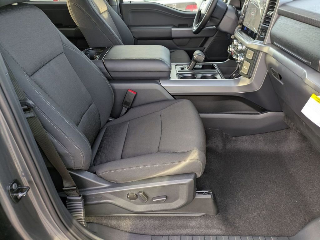 New 2026 Ford F150 XLT w/ Equipment Group 302A MID image 43