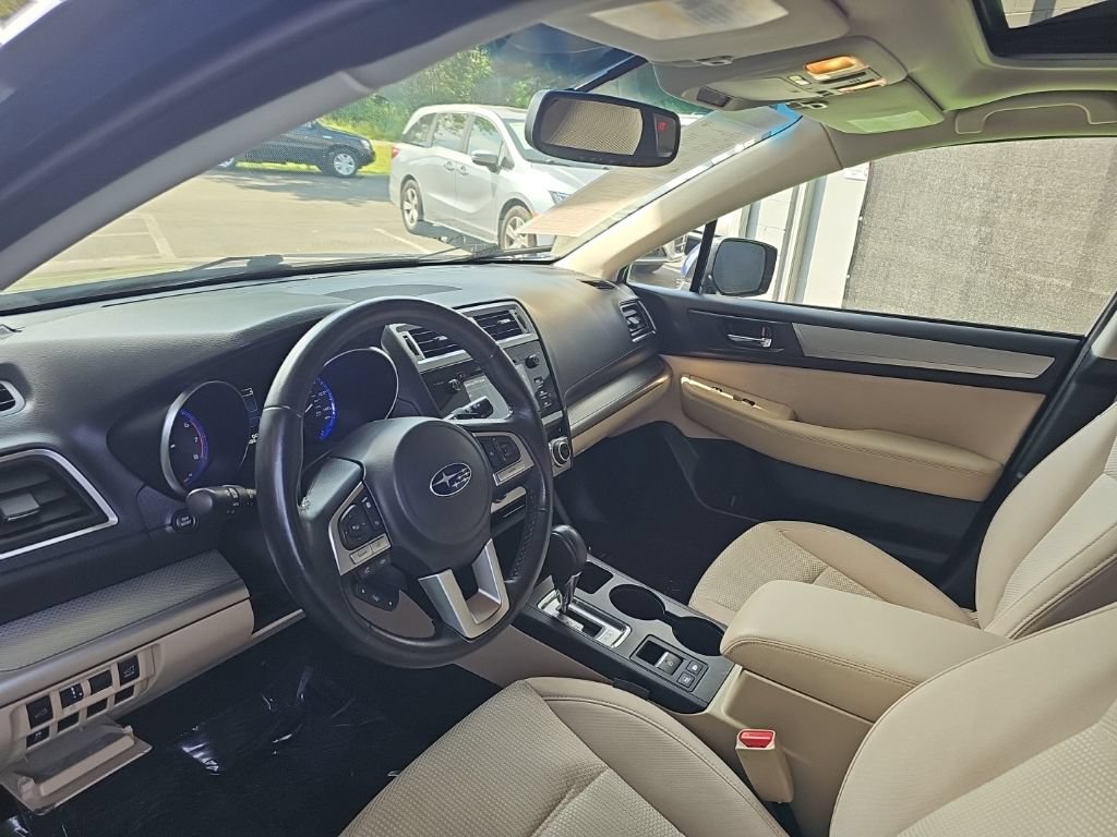 Used 2017 Subaru Outback 2.5i Premium AWD/4WD image 33