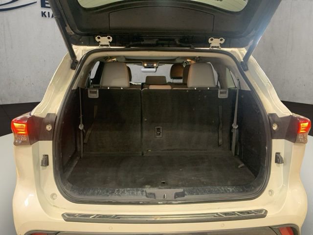 Used 2020 Toyota Highlander Limited image 30
