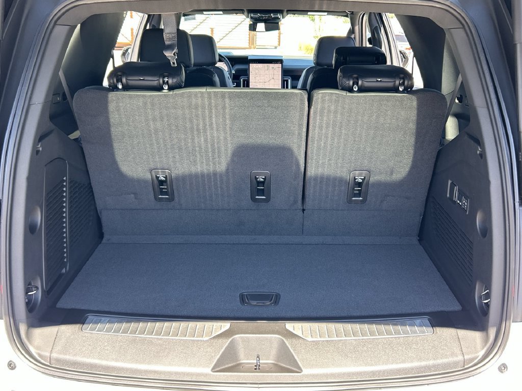 New 2027 GMC Yukon Denali w/ Sun & Power Step Package AWD/4WD image 27