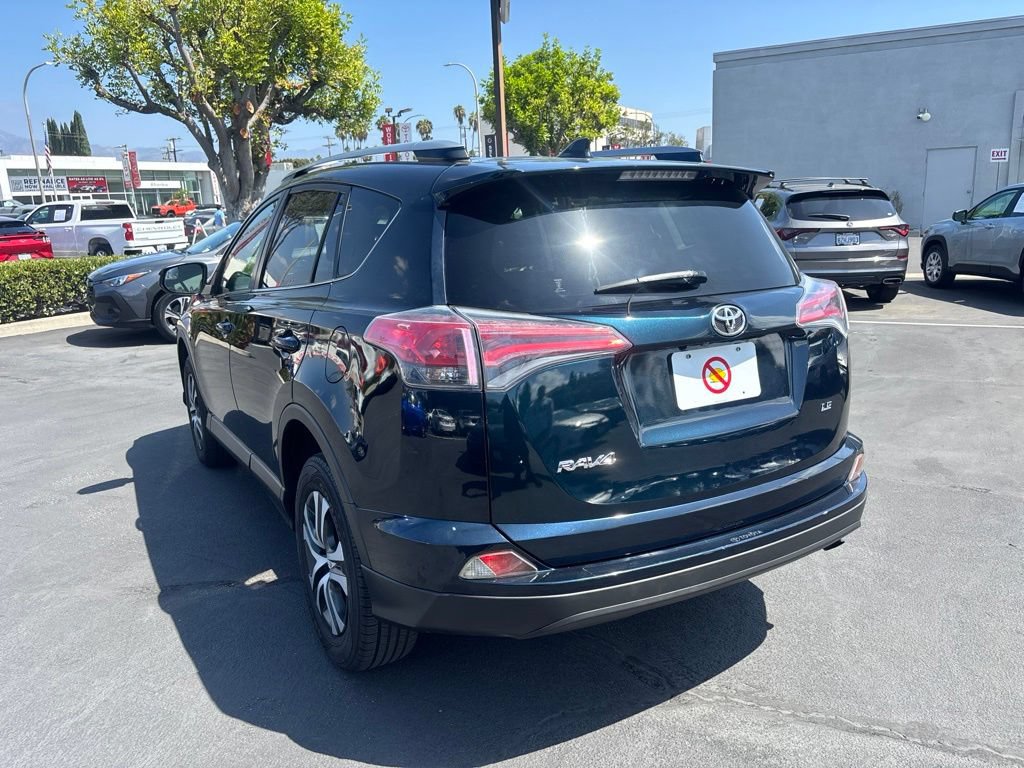 Used 2018 Toyota RAV4 LE w/ All Weather Liner Package FWD image 6