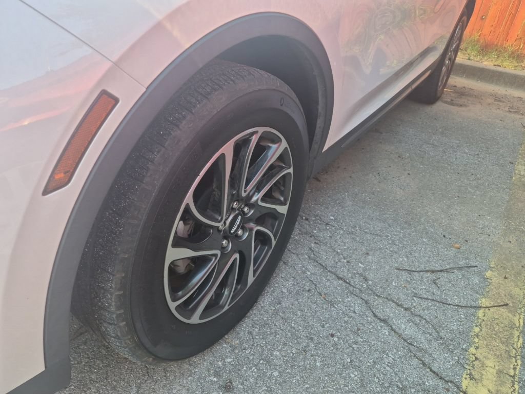 Used 2020 Lincoln Corsair FWD w/ Equipment Group 101A image 4