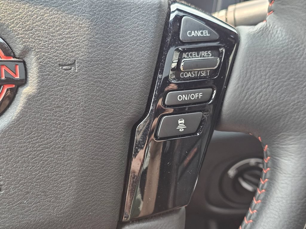 Used 2023 Nissan Frontier PRO-4X w/ Pro-4X Premium Package AWD/4WD image 21
