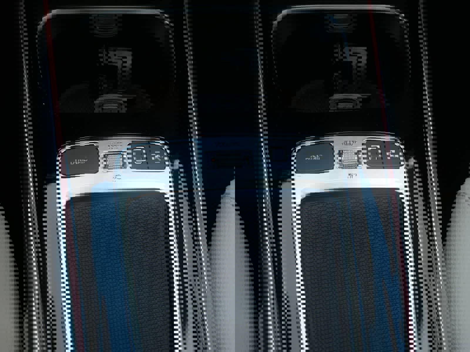 Used 2025 Mercedes-Benz EQB 300 4MATIC image 15