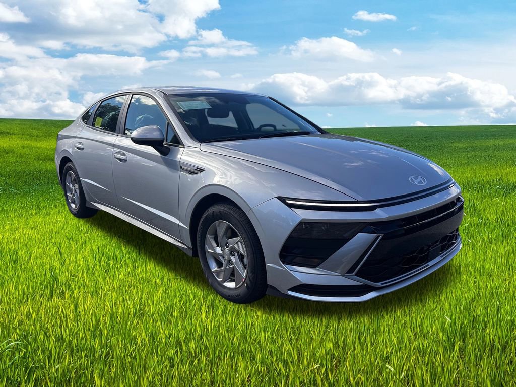 Used 2026 Hyundai Sonata SE FWD image 9