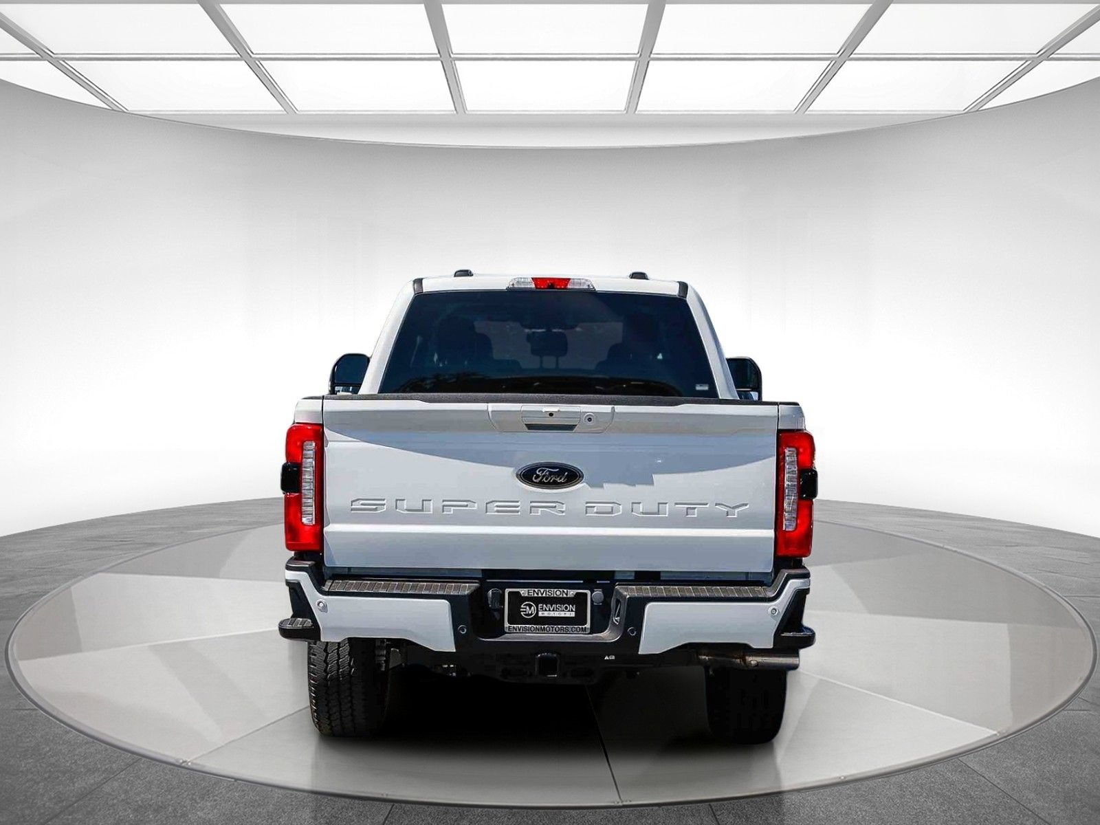Used 2025 Ford F350 Lariat w/ Black Appearance Package AWD/4WD image 3