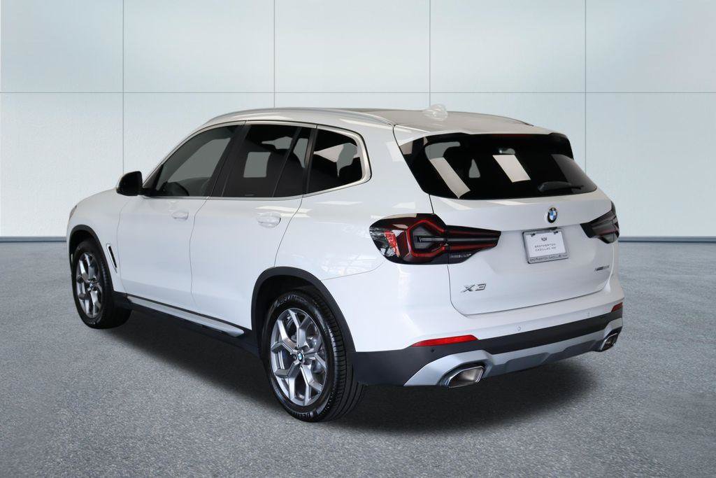 Used 2024 BMW X3 xDrive30i w/ Premium Essential Package AWD/4WD image 3