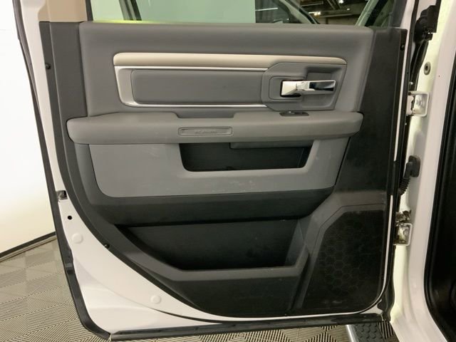 Used 2018 RAM 2500 SLT image 29