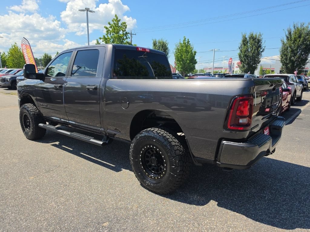 New 2026 RAM 2500 Big Horn AWD/4WD image 3