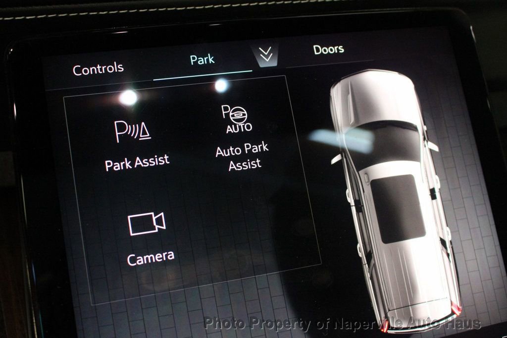 Used 2025 Cadillac Escalade ESV Sport Platinum w/ LPO, ONYX Package image 36